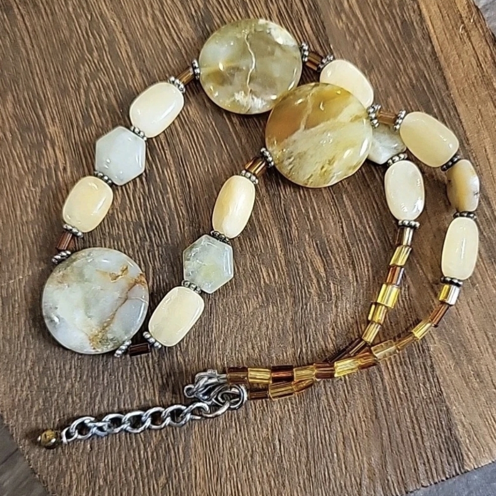 Natural Earth Tone Polished Agate Stone Beaded Necklace w/ Silver Tone Extender